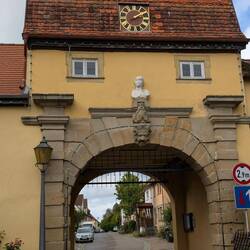 Start des Rundgangs am Riedbachtor