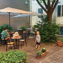 Terrasse du petit déjeuner
