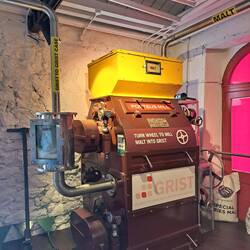 Ich durfte auch mal am Handrad drehen. War gar nicht so schwer