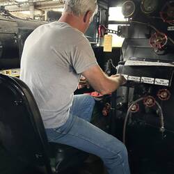 Ed explains how they designed and fitted the fireman's oil firing controls for the conversion