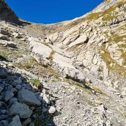 Das letzte Stück steil rauf zum Juchlipass ...