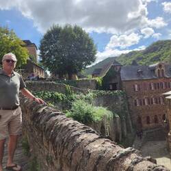 Mon mari very relaxed