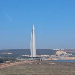 Ein moderner Turm der Superlative.