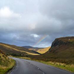 Been a showery day, so lucky to see a wee 🌈