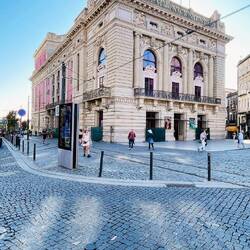 Corresponde al Teatro...