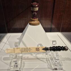 The Urn!