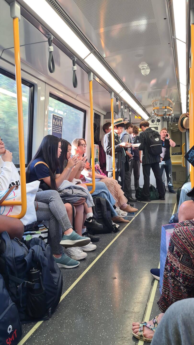 Mit der Bahn in die City