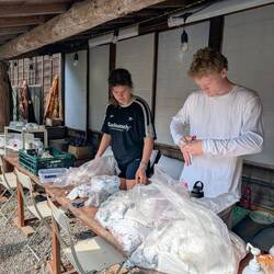 Handwärmer aufschneiden