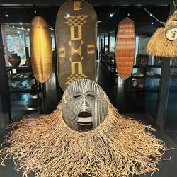 Am Ende gab es noch sehr interessante Kunst indigener Völker aus Amerika, Afrika, Ozeanien
