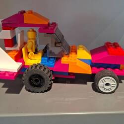 Mein Rennwagen sah nur gut aus, Meikels hat das Rennen gewonnen, mehrmals!