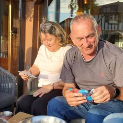 Joyeux anniversaire Magali et Maman