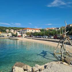 Der Strand näbem Hafe isch sehr schön