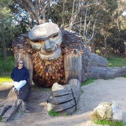 Yaburgurt Winjan Cirkelstone - lying down because he ate too many crabs