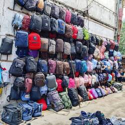 Braucht jemand Rucksäcke?