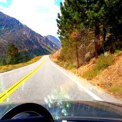 Fahrt zum Tioga Pass auf 3035müM