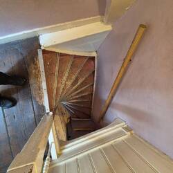 Enge stiegenhäuser da in Amsterdam