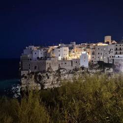 Polignano - alles am Abgrund