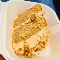 frühstück, kaffe und nuss😁😁