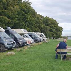 toller Wohnmobilparkplatz