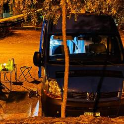 La noche nos sorprendió y la ola de calor también