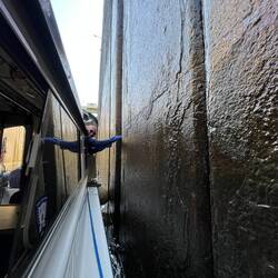 The lock walls and lines are pretty grimey!