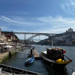 Luis 1 Bridge. Trains and pedestrians on the top level vehicles and pedestrians on the lower