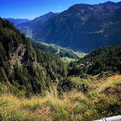 Blick die Leventina hinunter