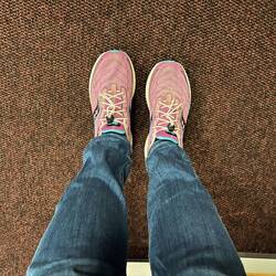 Jeans und Turnschuhe - so ungewohnt 😂