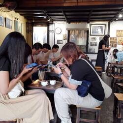 "Come on, let's drink together a coffee and talk"..... 😂😂😂!