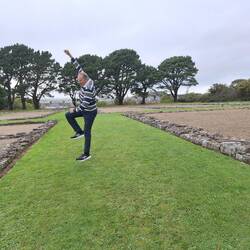 Magnificent roman ruins dance.