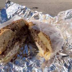 erneut Breakfast Bagels