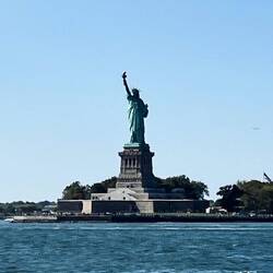 Ausblick von der Island Staten Ferry auf die Freiheitsstatue