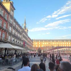 Faschin-Week auf dem Plaza Mayor.