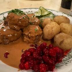 And the requisite Swedish Meatballs w/ lignonberries and baby potatoes. The gravy made it!