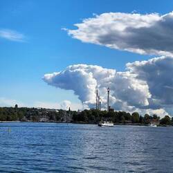 Boats and ferries and gorgeous blue skies