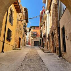Cirauqui, another picturesque little town I passed through today.