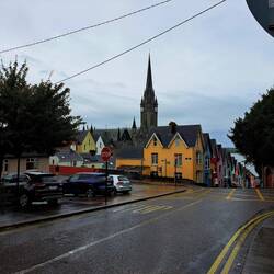 Deck of Cards heißt diese Häuserreihe, weil sie wie eine Hand Spielkarten aussieht