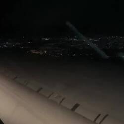 HA556 landing in OGG on runway 02.