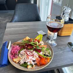 Sterneskjud zum Nachtessen. Lecker!