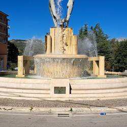 Fontana illuminata (di giorno, spenta però)🤣