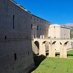 Fortezza spagnola...ma hanno rimosso il mammuth dall'ingresso.