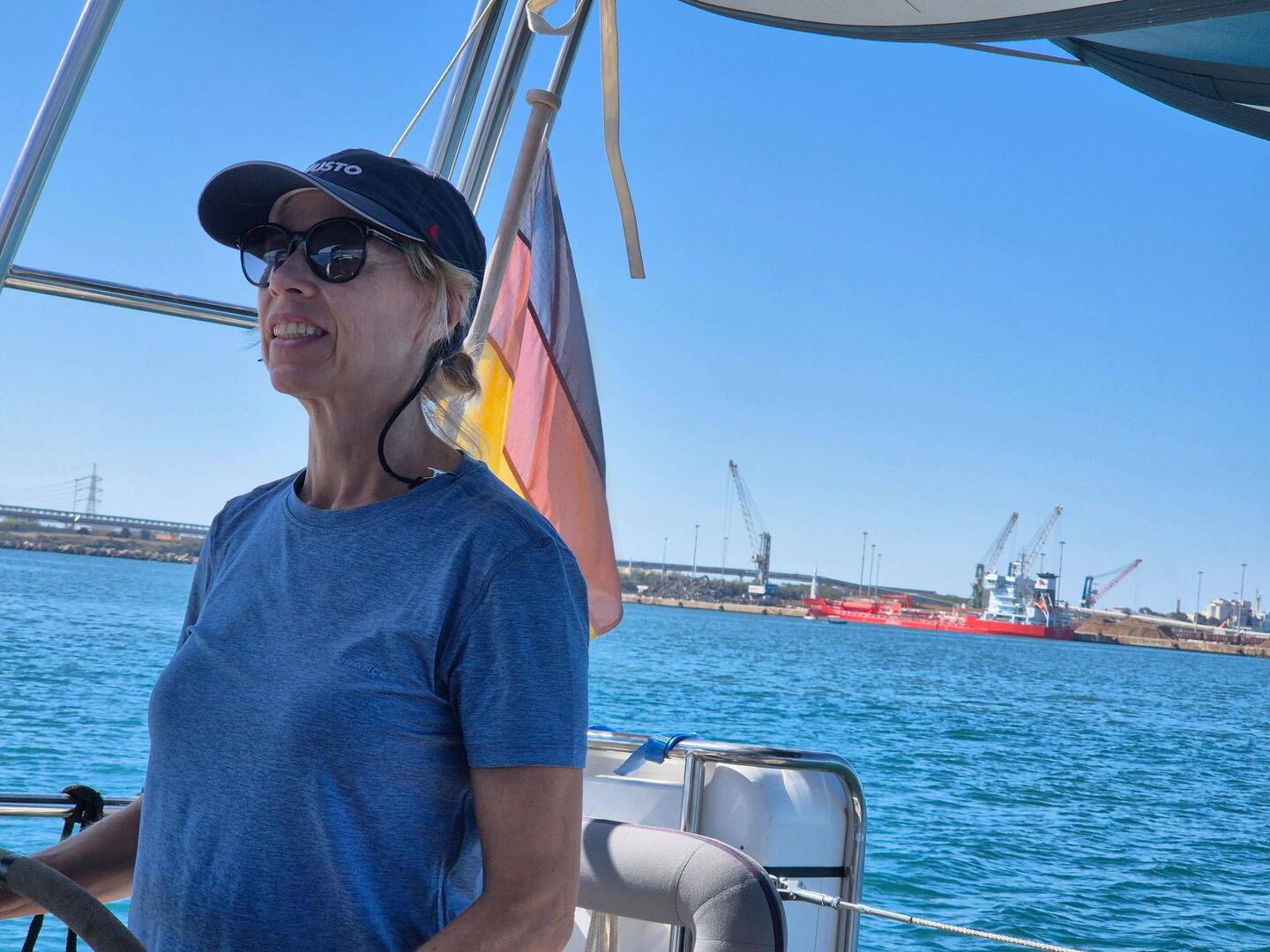 Brindisi Hafen - riesig, nicht schön