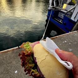 Darf nicht fehlen...mein Matjesbrötchen