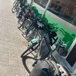kurzes Treffen mit einigen Nordcape4000 Bikern ✌️