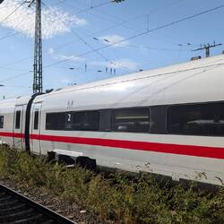 Umweltbahnhof Hamm - es ist sehr grün dort. Auch unser Zug wurde dort erfolgreich geteilt.