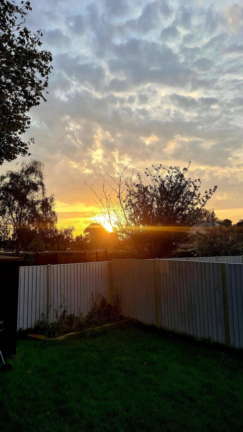 guten morgen england🥰
