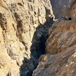 An incredibly narrow cañon!