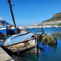 Der Hafen von Hour Bay