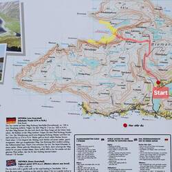 Rot: Der Weg, gelb: der Strand Vetvika
