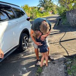 Abschied von Opa und Enkelin